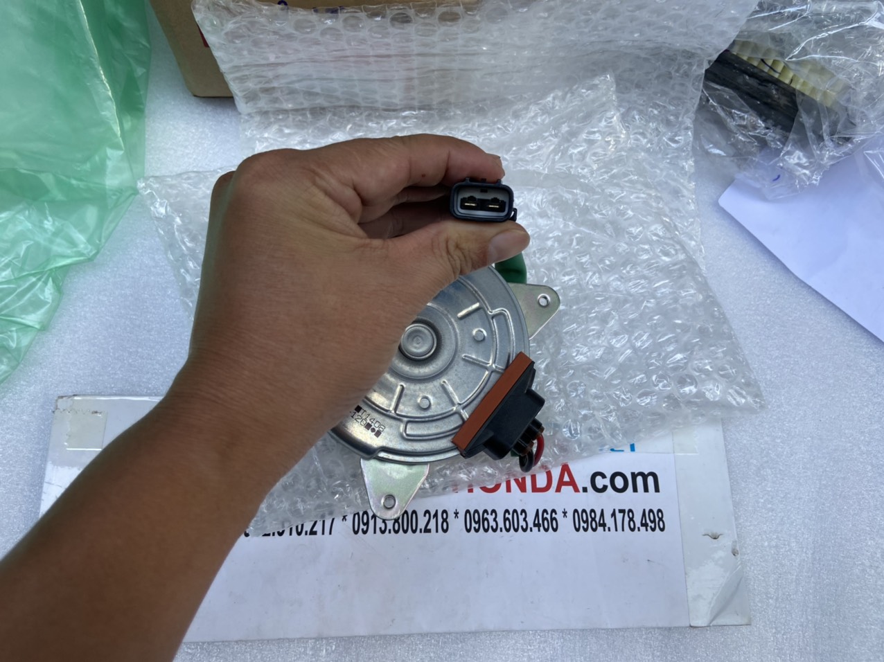 Mô tơ quạt làm mát két nước dàn nóng xe Honda CIVIC 2022-2024